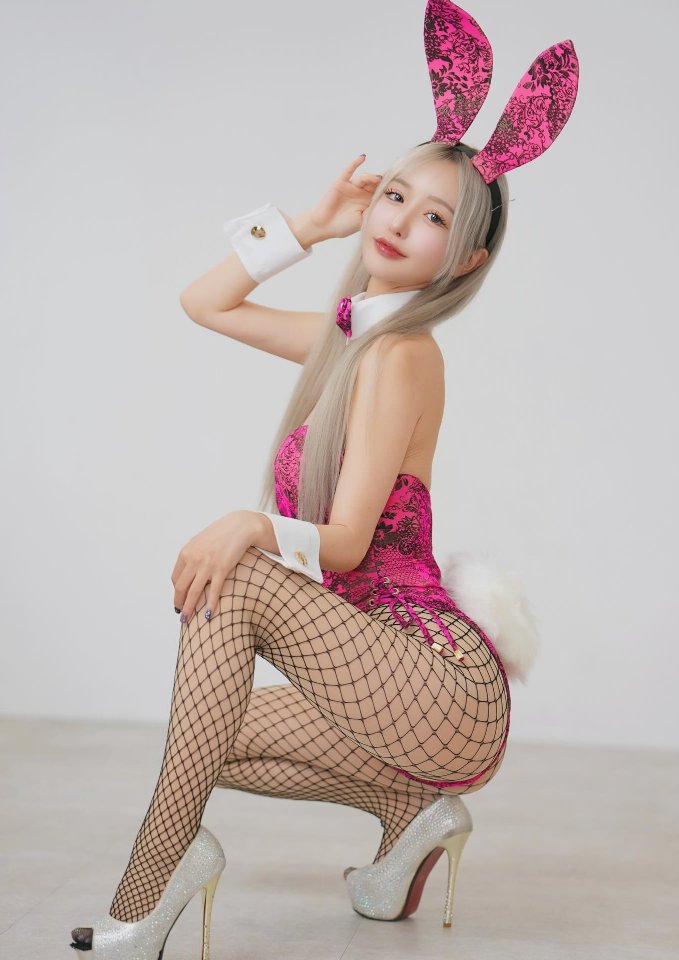 ซารินะ โมโมนากะ