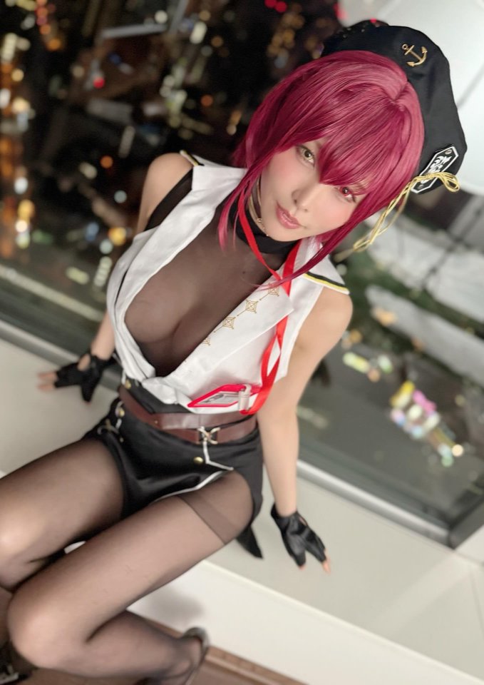 อาคาริ นีมูระ